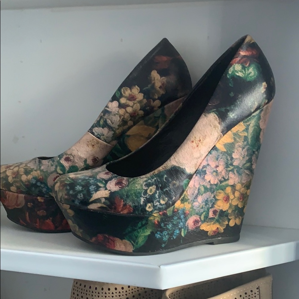 Aldo floral shoes